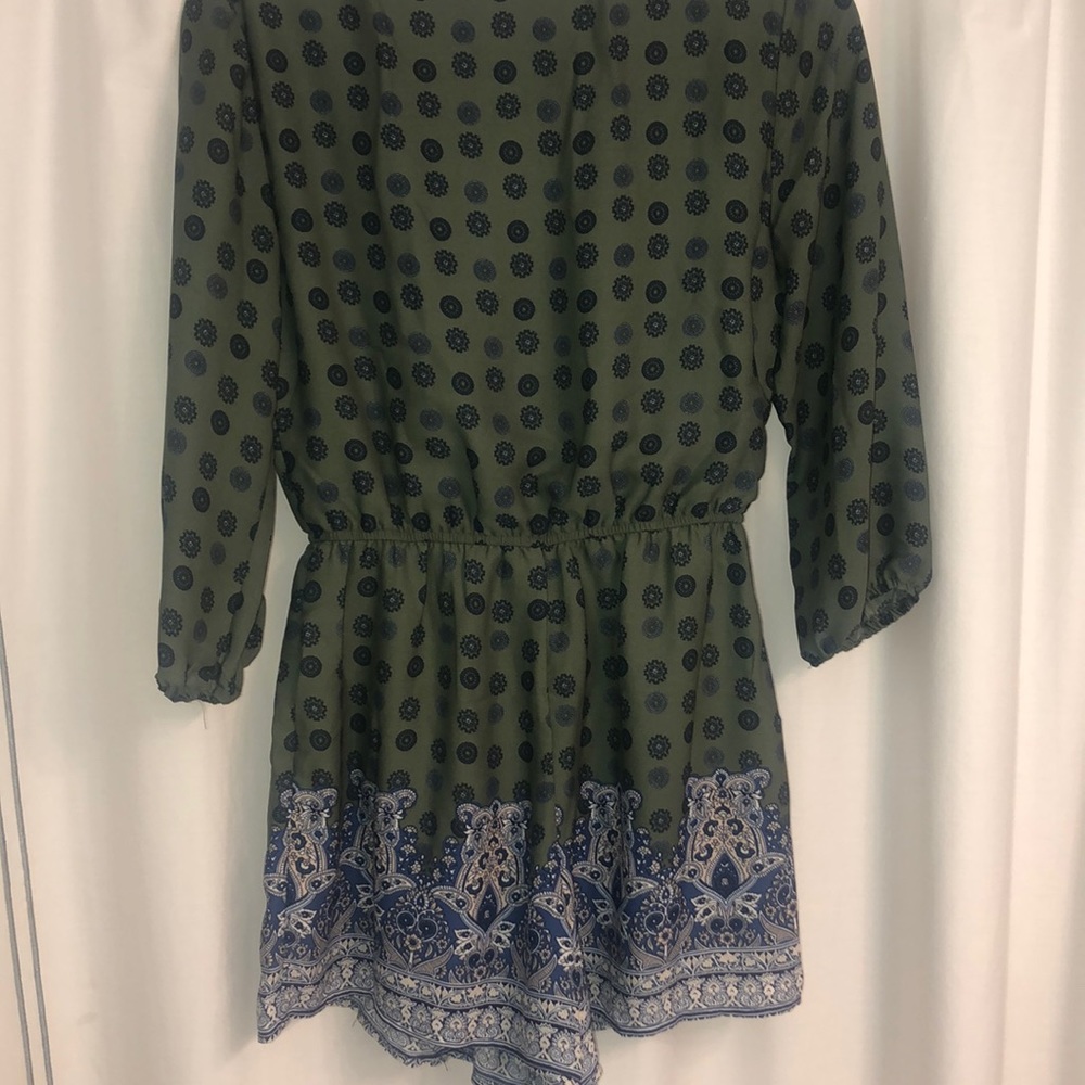 Romper - Picture 2 of 2